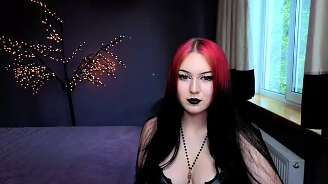 Snapshot of ElizabethVamp chatting on 07.18.26 ElizabethVamp online show from 07.18.26