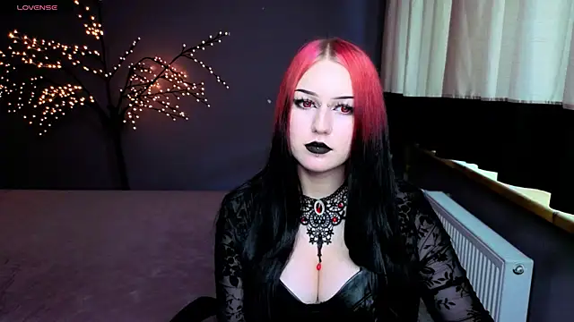Snapshot of ElizabethVamp chatting on 07.19.26 ElizabethVamp online show from 07.19.26