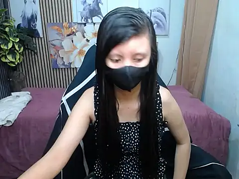 Snapshot of lady_moon09 chatting on 02.20.26 lady moon09 online show from 02.20.26