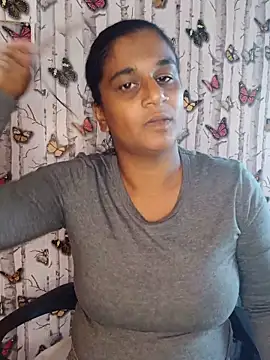 indianstrawberrylips4u online show from 05.19.26