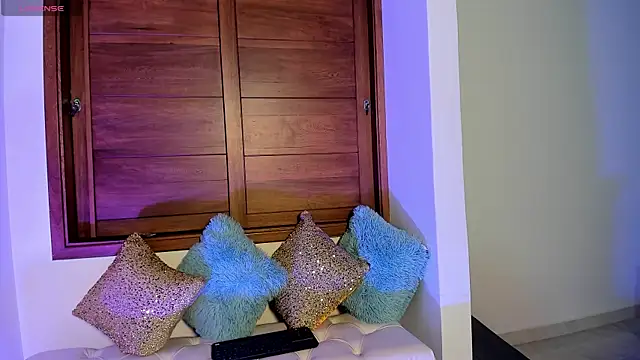 milkavelvett online show from 03.04.26