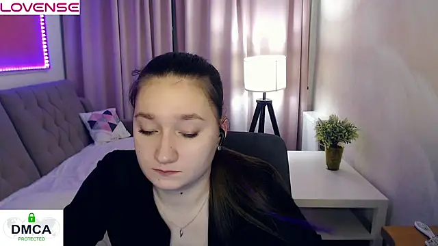 Snapshot of Sparkling_Starlet67 chatting on 02.27.26 Sparkling Starlet67 online show from 02.27.26