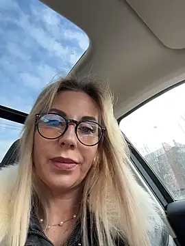 LisaMurr online show from 03.09.26