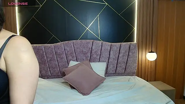 MoriahStorm online show from 03.18.26