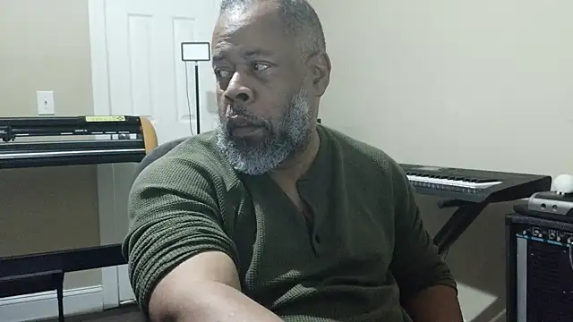 Cleozevo1961 online show from 03.25.26