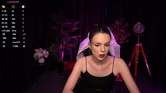 Wild Alice me online show from 04.05.26