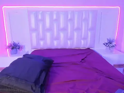 Snapshot of Liia_Collins chatting on 02.25.26 Liia Collins online show from 02.25.26