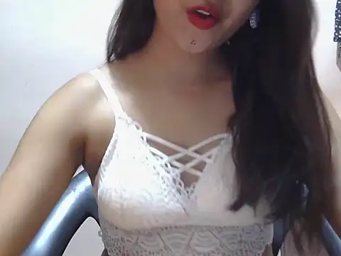 Snapshot of sassy_slut_69 chatting on 04.20.26 sassy slut 69 online show from 04.20.26
