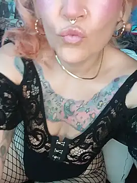 Snapshot of lady_polka chatting on 03.02.26 lady polka online show from 03.02.26