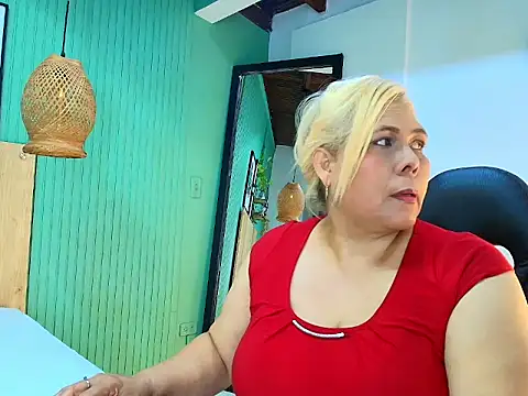 Snapshot of eva_colen50 chatting on 02.28.26 eva colen50 online show from 02.28.26