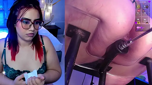 Snapshot of DannaScully_ chatting on 03.21.26 DannaScully online show from 03.21.26