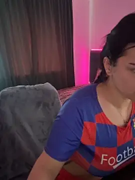 Snapshot of bby__love chatting on 02.27.26 bby love online show from 02.27.26