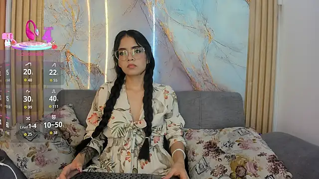 Snapshot of Carolina_pm chatting on 04.08.26 Carolina pm online show from 04.08.26