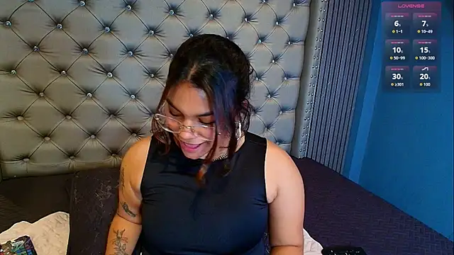 NAOMI cute  online show from 03.25.26