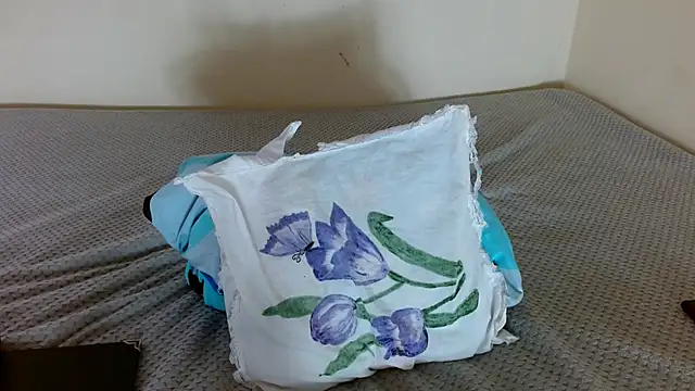 valkahot20 online show from 03.30.26