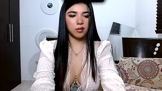 MiaDiamontLatin online show from 03.14.26