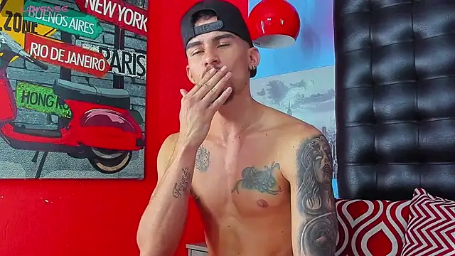 SharonTygaX online show from 03.17.26