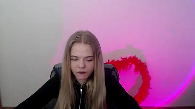 Snapshot of FoxiLana chatting on 03.03.26 FoxiLana online show from 03.03.26