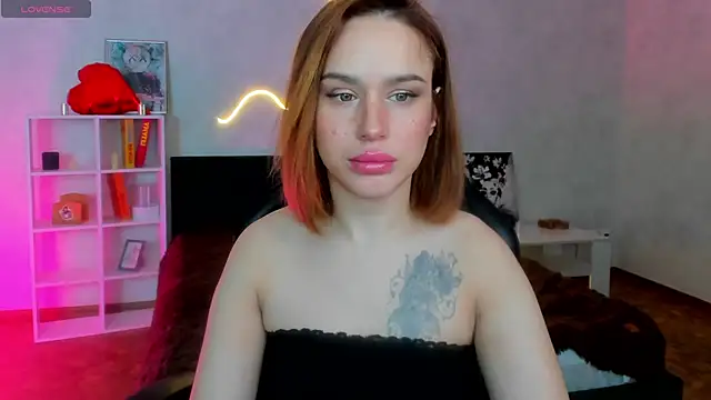 Snapshot of tina_xx_tina chatting on 02.22.26 tina xx tina online show from 02.22.26