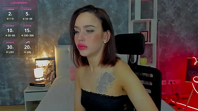 tina xx tina online show from 03.17.26