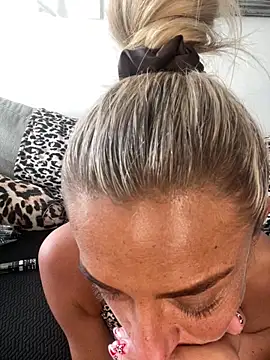 ScarlettGold  online show from 03.31.26