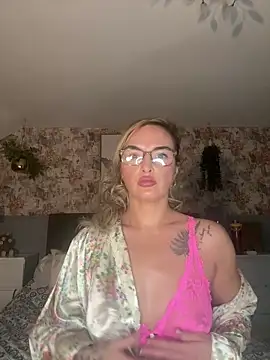 Cherrybomb2885 online show from 02.20.26