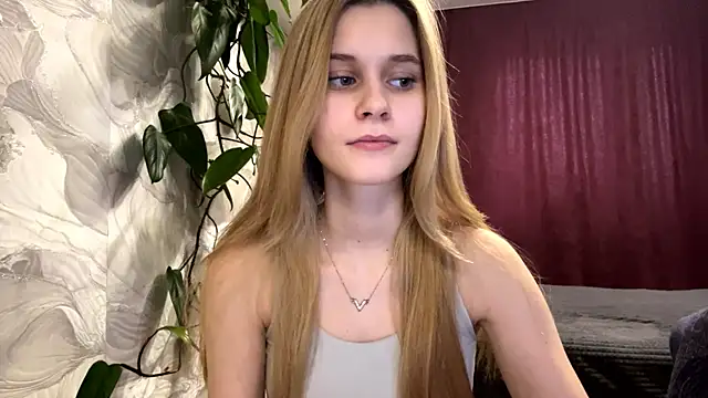 Snapshot of Nikamina chatting on 02.27.26 Nikamina online show from 02.27.26