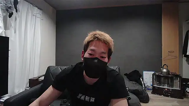 Snapshot of ryuaaaaa chatting on 03.07.26 ryuaaaaa online show from 03.07.26