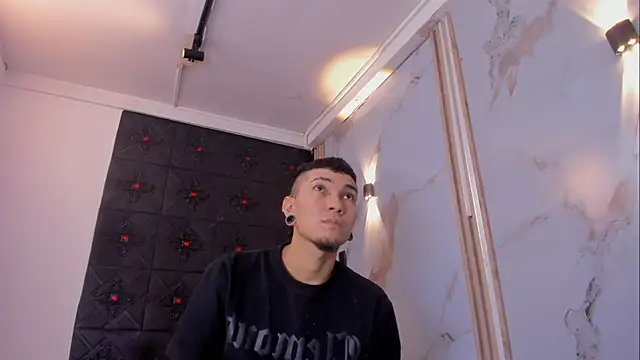 Logan and Reachel online show from 03.22.26