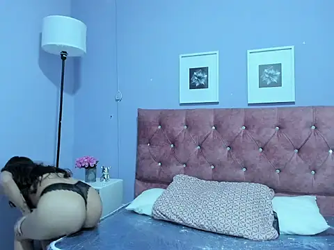 lilirousee online show from 02.25.26