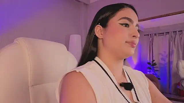 Stephany Harlot online show from 03.01.26