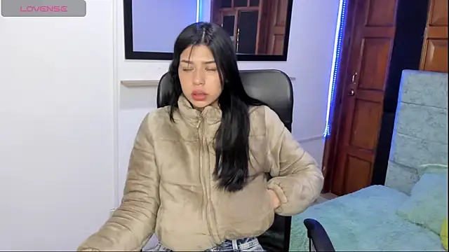 Aysha winxs online show from 02.28.26