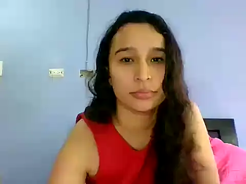 Snapshot of scarlettscottx_ chatting on 04.26.26 scarlettscottx online show from 04.26.26