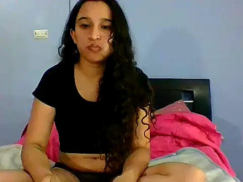 Snapshot of scarlettscottx_ chatting on 05.04.26 scarlettscottx online show from 05.04.26