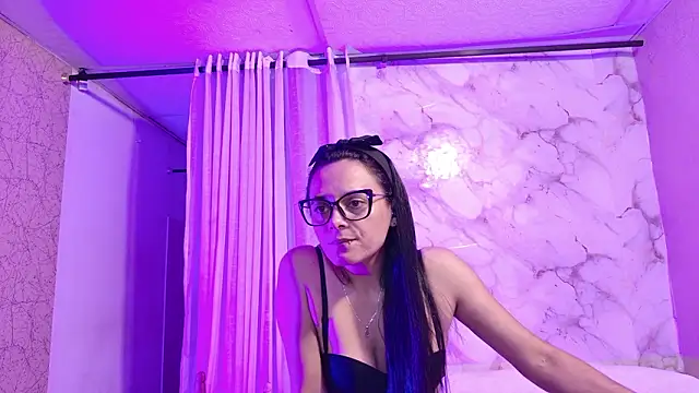 QueenSallyDesire online show from 03.09.26