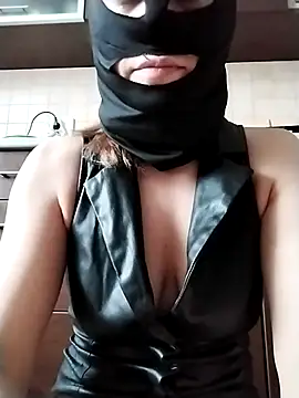 Snapshot of Honeybby1 chatting on 02.22.26 Honeybby1 online show from 02.22.26