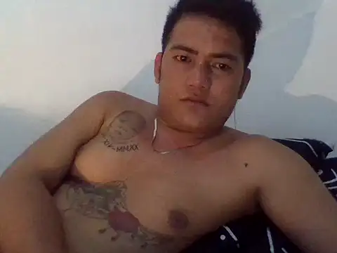 Snapshot of hollyfuck69 chatting on 02.24.26 hollyfuck69 online show from 02.24.26