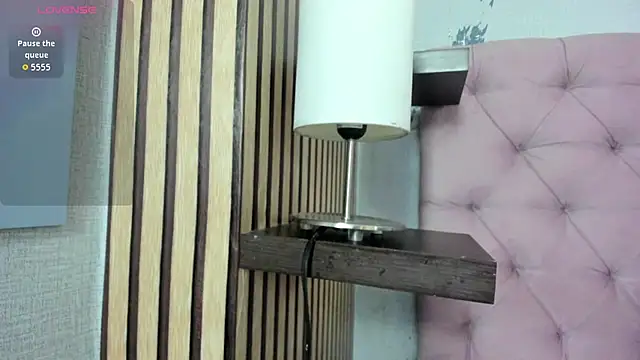 Snapshot of aria__monroe chatting on 02.27.26 aria monroe online show from 02.27.26