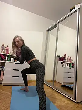 Snapshot of Faiiry_ chatting on 02.24.26 Faiiry online show from 02.24.26