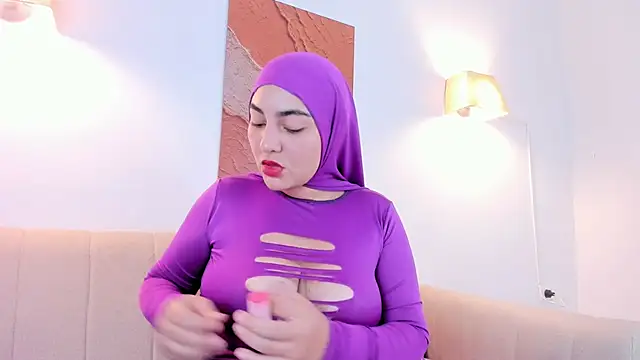 Snapshot of Malika_Noor chatting on 05.07.26 Malika Noor online show from 05.07.26