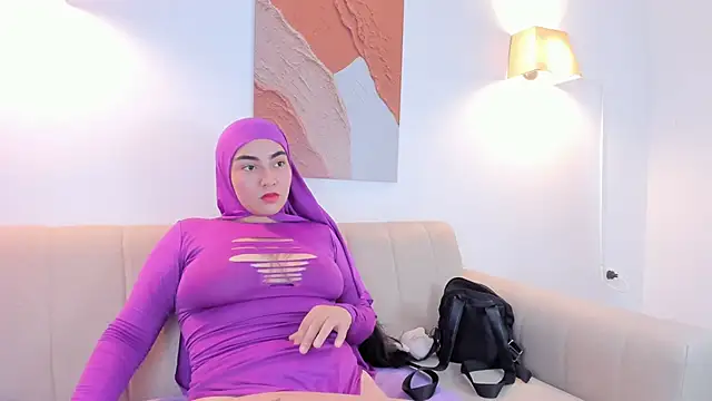Snapshot of Malika_Noor chatting on 05.10.26 Malika Noor online show from 05.10.26