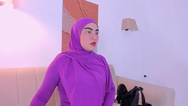 Snapshot of Malika_Noor chatting on 07.21.26 Malika Noor online show from 07.21.26