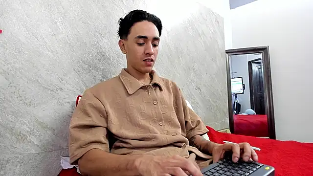 Snapshot of Mick-lollipop chatting on 02.26.26 Mick-lollipop online show from 02.26.26