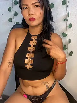 Snapshot of Susy_em chatting on 02.19.26 Susy em online show from 02.19.26