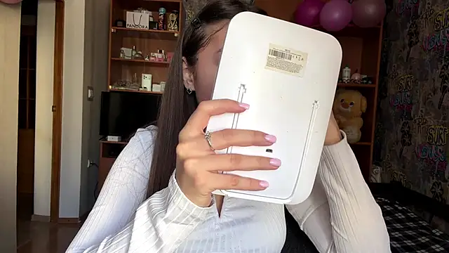 Snapshot of poly_princess chatting on 03.09.26 poly princess online show from 03.09.26