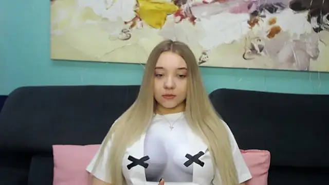 MilanaSiia online show from 03.21.26