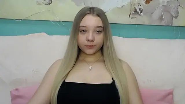 MilanaSiia online show from 04.12.26