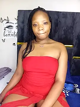 Snapshot of Divine_Beautyxx chatting on 05.02.26 Divine Beautyxx online show from 05.02.26