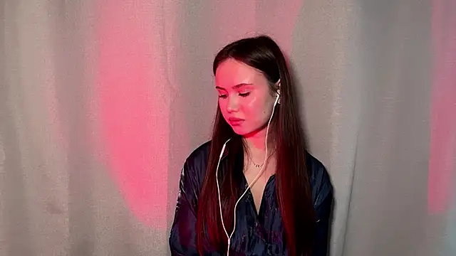 MarylynnSimens online show from 02.24.26