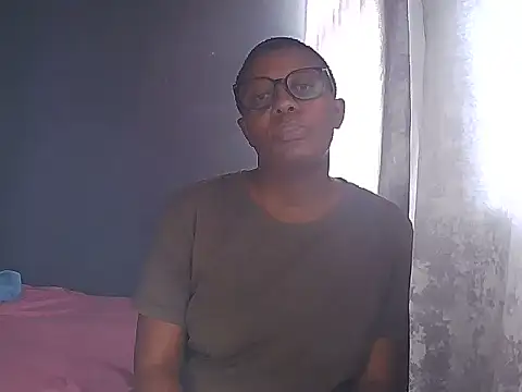 Snapshot of BossynBeautiful chatting on 02.22.26 BossynBeautiful online show from 02.22.26